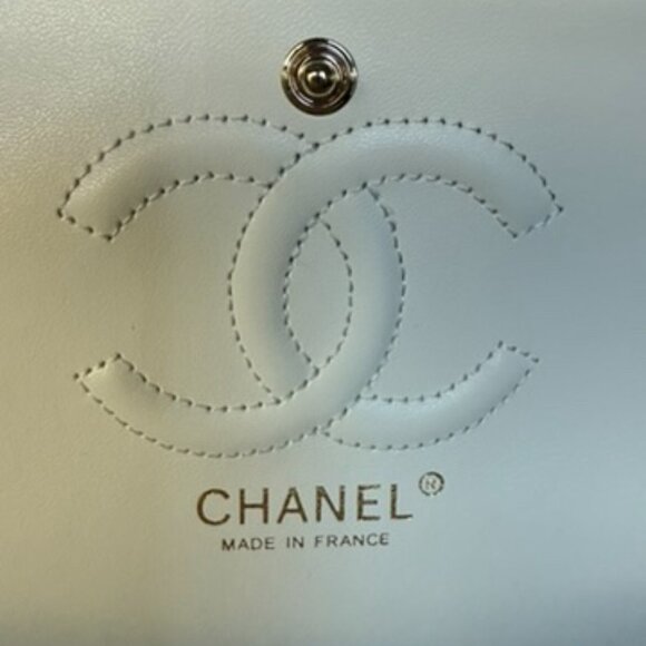 Chanel Cream Caviar Leather Classic Jumbo Double Flap Bag - Picture 11 of 13